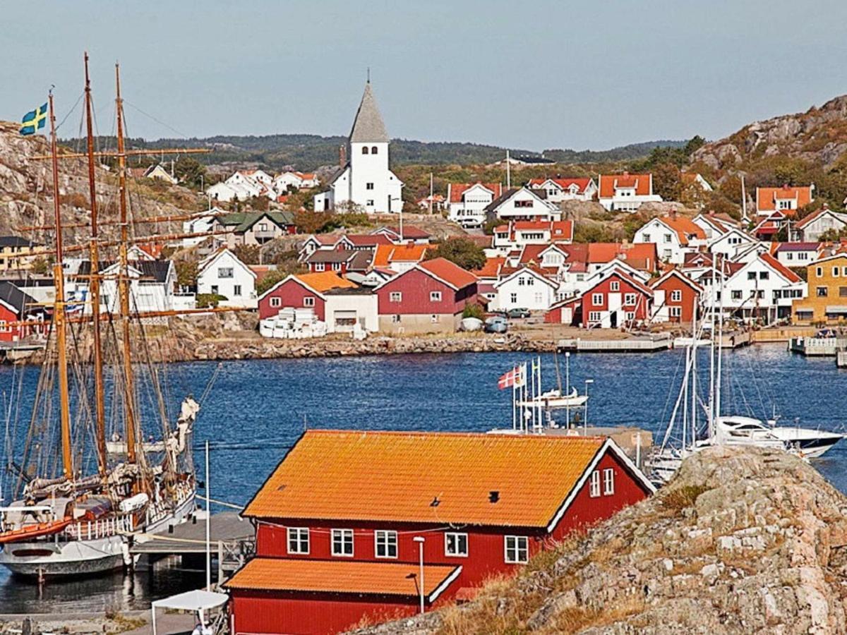 4 Person Holiday Home In Sk Rhamn Skärhamn Exterior foto